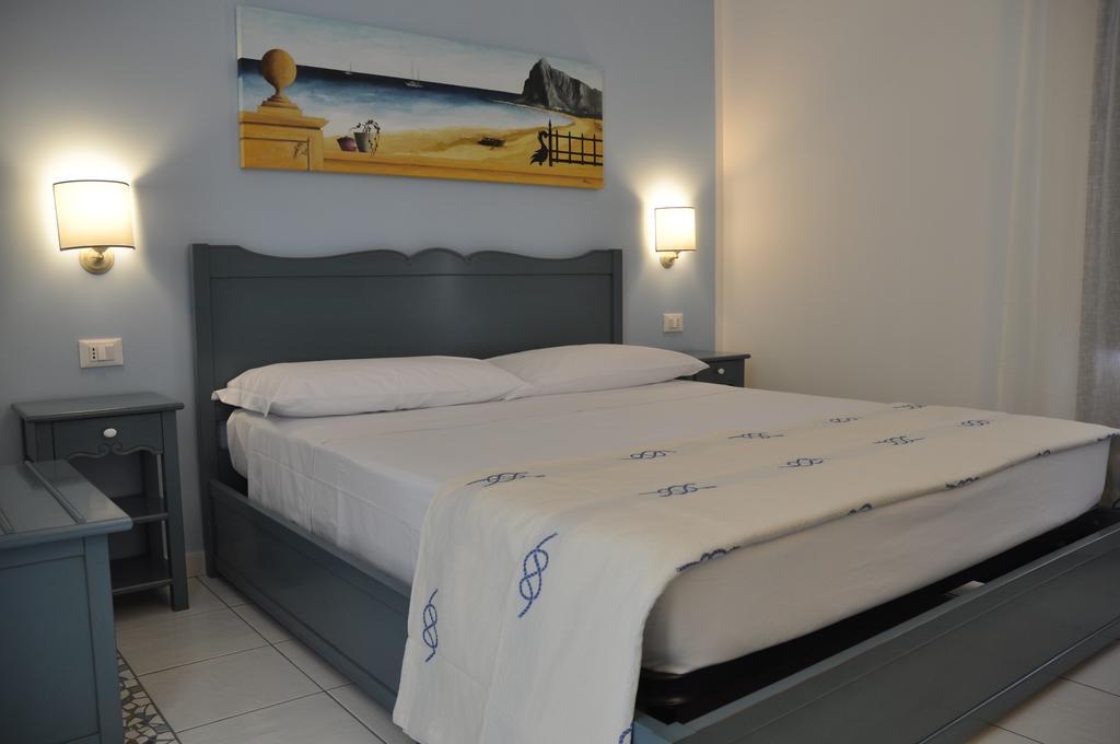 Athena Bed & Breakfast Σαν Βίτο λο Κάπο Δωμάτιο φωτογραφία