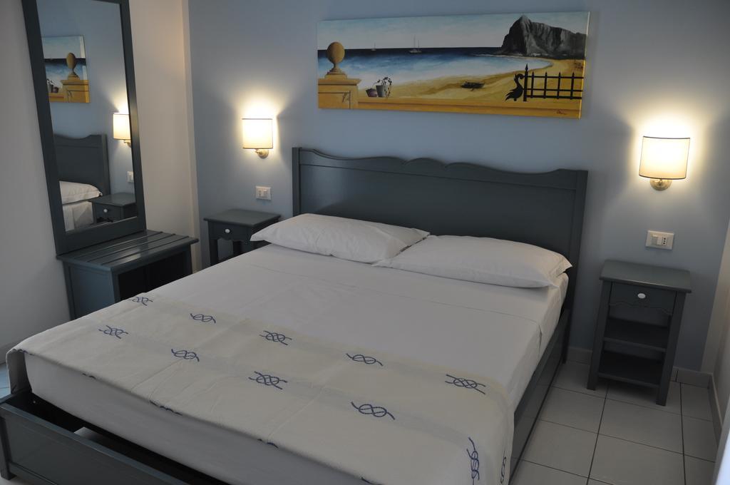 Athena Bed & Breakfast Σαν Βίτο λο Κάπο Δωμάτιο φωτογραφία
